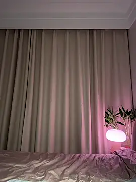 sphynx- - online show from 11/30/25, 01:23