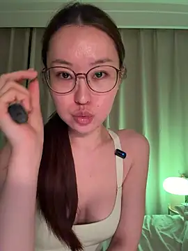 sphynx- - online show from 11/13/25, 01:04