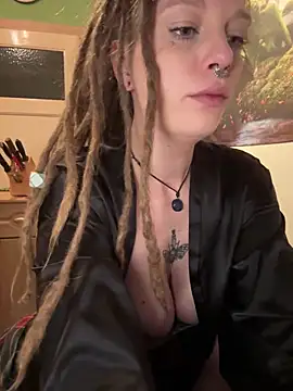 MenaDreadfull online show from 02/21/25, 07:01