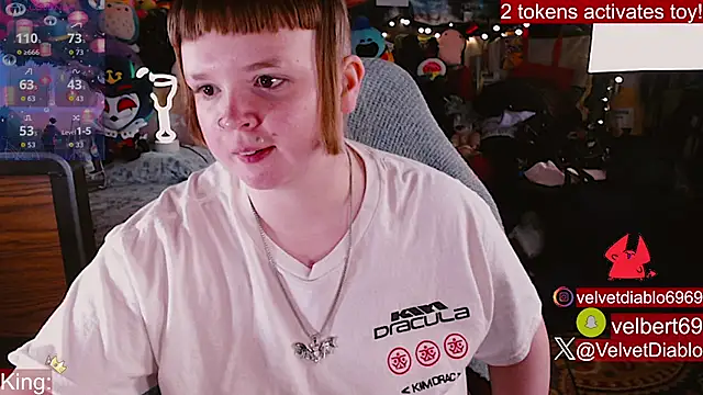 Snapshot of VelvetDiablo chatting on 07/17/26, 12:08 VelvetDiablo online show from 07/17/26, 12:08