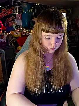 Snapshot of VelvetDiablo chatting on 09/11/25, 11:49 VelvetDiablo online show from 09/11/25, 11:49