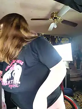 Snapshot of VelvetDiablo chatting on 02/14/25, 03:33 VelvetDiablo online show from 02/14/25, 03:33