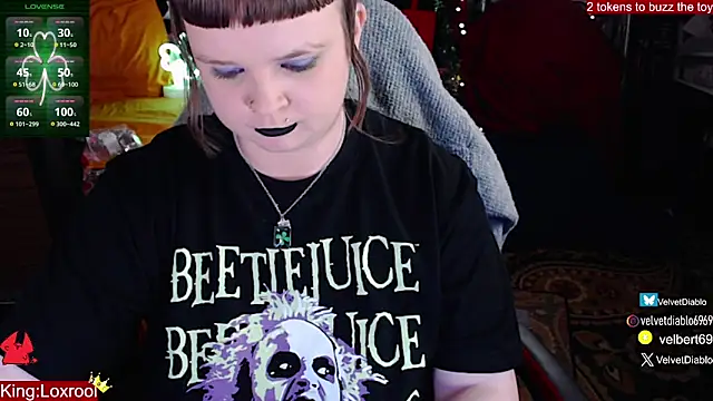 Snapshot of VelvetDiablo chatting on 03/12/25, 11:44 VelvetDiablo online show from 03/12/25, 11:44