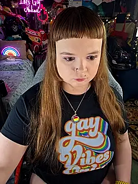 Snapshot of VelvetDiablo chatting on 06/20/26, 12:48 VelvetDiablo online show from 06/20/26, 12:48