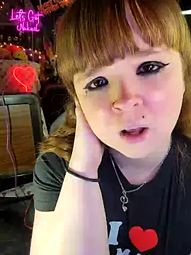 Snapshot of VelvetDiablo chatting on 02/18/25, 12:48 VelvetDiablo online show from 02/18/25, 12:48