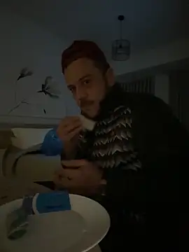 1Aleks13 online show from 11/11/25, 10:04