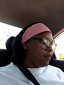 CuteHoney92 online show from 02/06/26, 09:16