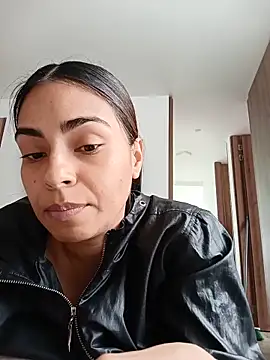 Ivanna2 online show from 05/19/26, 04:03