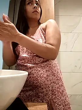 Ivanna2 online show from 12/17/25, 03:22