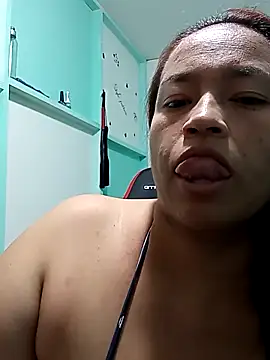 Snapshot of NatalySexxxMilk chatting on 10/03/25, 05:09 NatalySexxxMilk online show from 10/03/25, 05:09