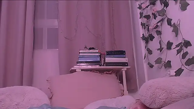 Snapshot of darkcandy666 chatting on 01/17/26, 04:05 darkcandy666 online show from 01/17/26, 04:05