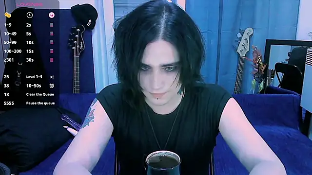 Snapshot of sademobeer chatting on 06/03/26, 11:31 sademobeer online show from 06/03/26, 11:31