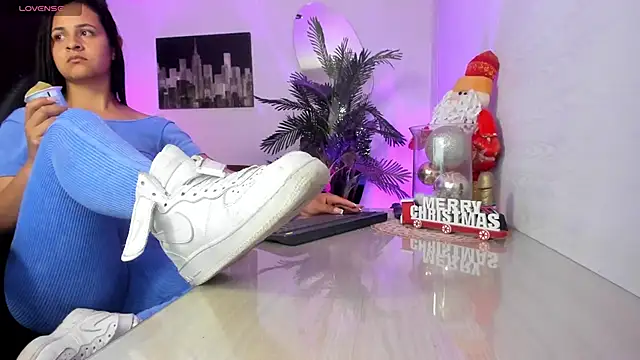 Amaia Bushida online show from 11/27/25, 02:23