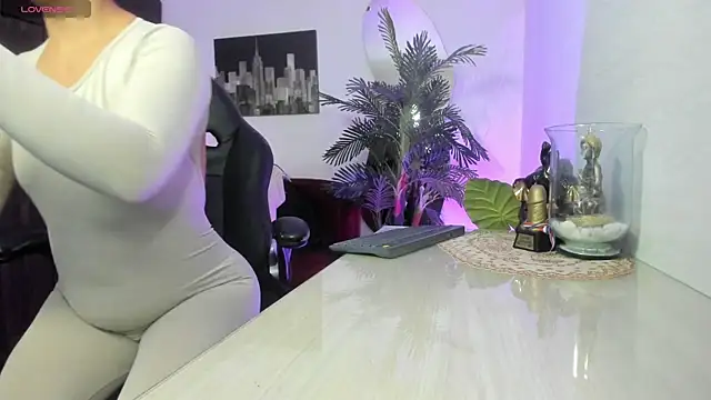 Amaia Bushida online show from 02/18/26, 02:09