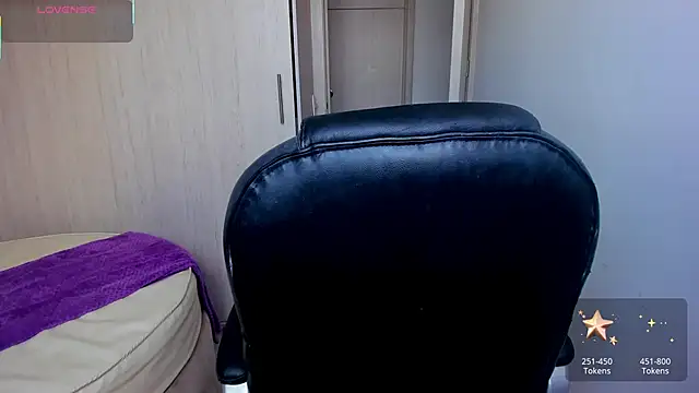 StacyConner online show from 03/26/26, 05:22