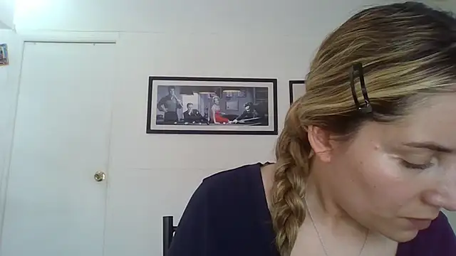 alaanna new online show from 09/24/25, 08:26
