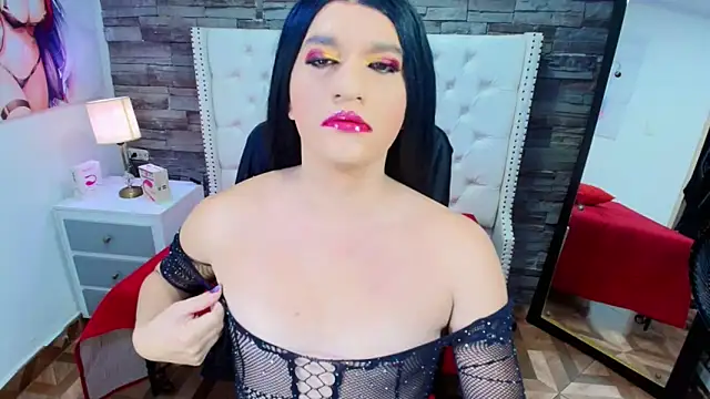 TRINY TS online show from 04/05/26, 05:19