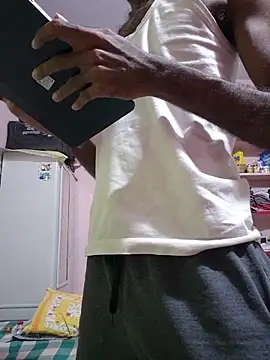 virgindesi92 online show from 11/07/25, 08:41