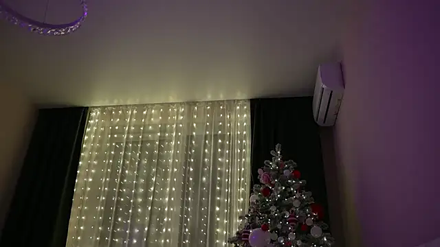 CatchMe1 online show from 01/11/26, 02:46