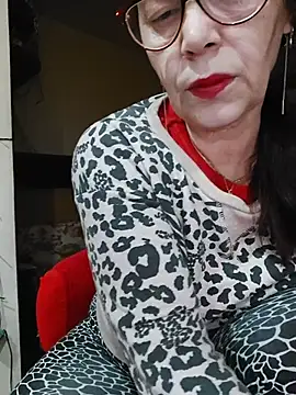 Love Tina56 online show from 12/17/25, 05:56