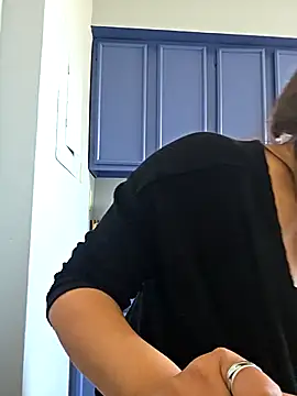 Snapshot of Nikkierosee chatting on 02/07/26, 03:53 Nikkierosee online show from 02/07/26, 03:53