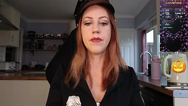 stripmequick online show from 10/31/25, 10:56