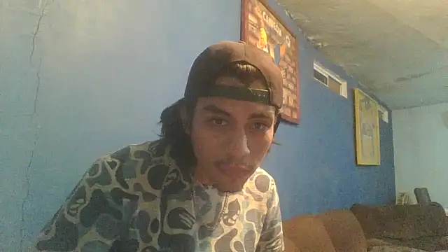 AlexAlejandro13 online show from 09/28/25, 01:34