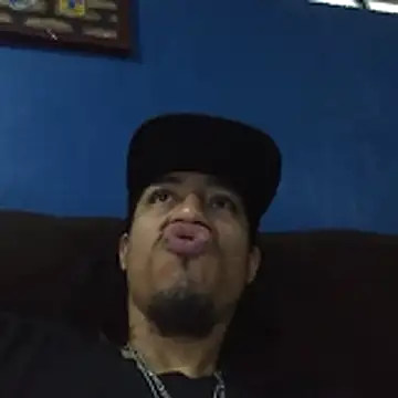 AlexAlejandro13 online show from 04/18/26, 02:30