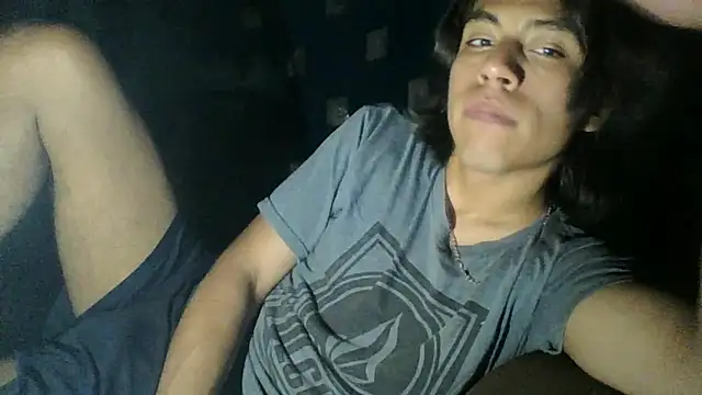 AlexAlejandro13 online show from 05/11/26, 09:21