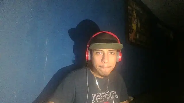 AlexAlejandro13 online show from 10/06/25, 07:09