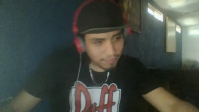 AlexAlejandro13 online show from 10/21/25, 07:02