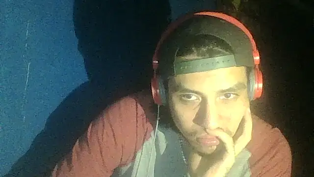 AlexAlejandro13 online show from 10/07/25, 06:14