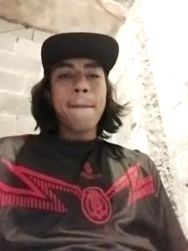AlexAlejandro13 online show from 07/04/26, 05:17