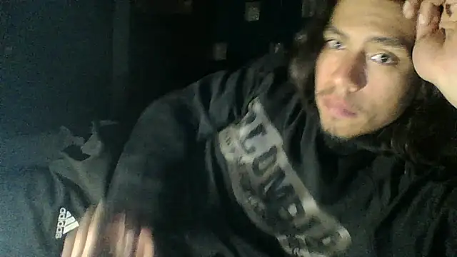 AlexAlejandro13 online show from 04/08/26, 06:04