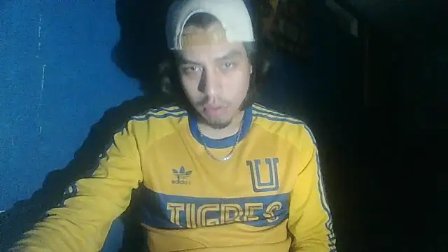 AlexAlejandro13 online show from 10/16/25, 08:55