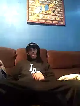 AlexAlejandro13 online show from 12/17/25, 06:46