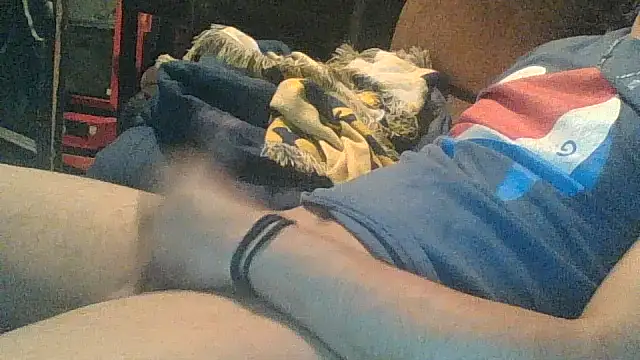 AlexAlejandro13 online show from 11/25/25, 01:39