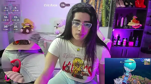 Snapshot of Khalifa_Gold chatting on 05/14/26, 03:47 Khalifa Gold online show from 05/14/26, 03:47