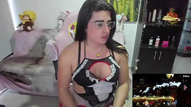 Snapshot of Khalifa_Gold chatting on 05/15/26, 10:30 Khalifa Gold online show from 05/15/26, 10:30