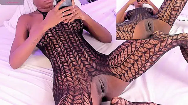 AgathaFoxx online show from 02/07/25, 04:37