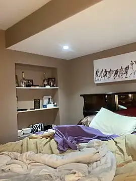 jordanu01 online show from 03/13/25, 09:32