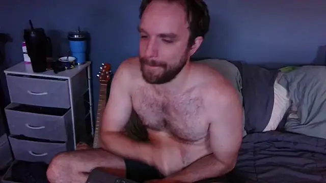 Snapshot of hpluvsplata chatting on 09/15/25, 01:00 hpluvsplata online show from 09/15/25, 01:00