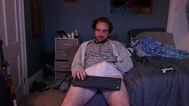 Snapshot of hpluvsplata chatting on 11/25/25, 01:33 hpluvsplata online show from 11/25/25, 01:33