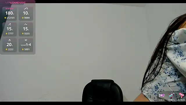 Snapshot of emilysex_118 chatting on 10/26/25, 12:11 emilysex 118 online show from 10/26/25, 12:11