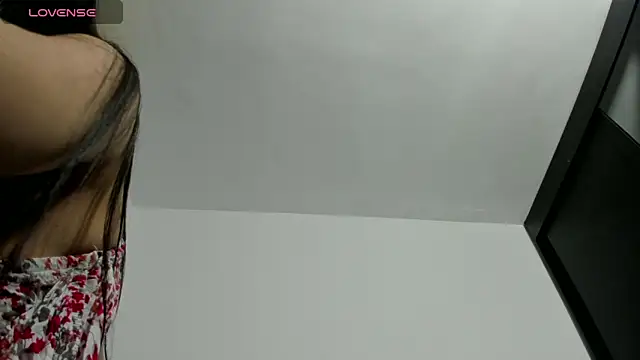 Snapshot of emilysex_118 chatting on 11/04/25, 12:25 emilysex 118 online show from 11/04/25, 12:25