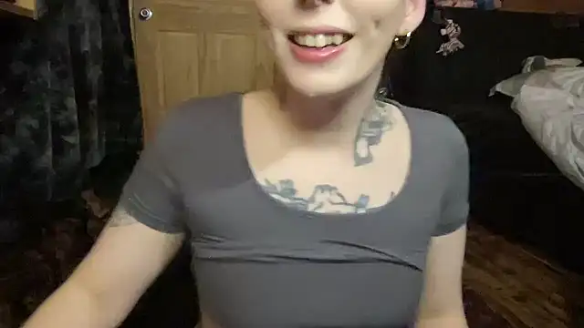 TeenyDoll online show from 04/16/26, 02:23