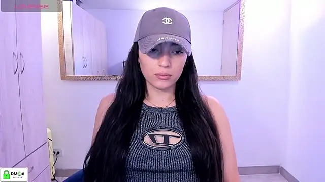 EricaVanderhill online show from 04/13/26, 01:42