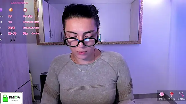 Snapshot of EricaVanderhill chatting on 06/12/26, 12:08 EricaVanderhill online show from 06/12/26, 12:08