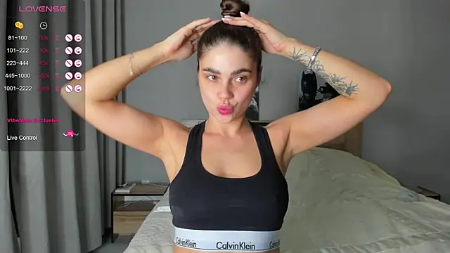 Bella Foryou online show from 12/14/25, 11:10