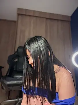 Roxxannne online show from 03/29/26, 09:16